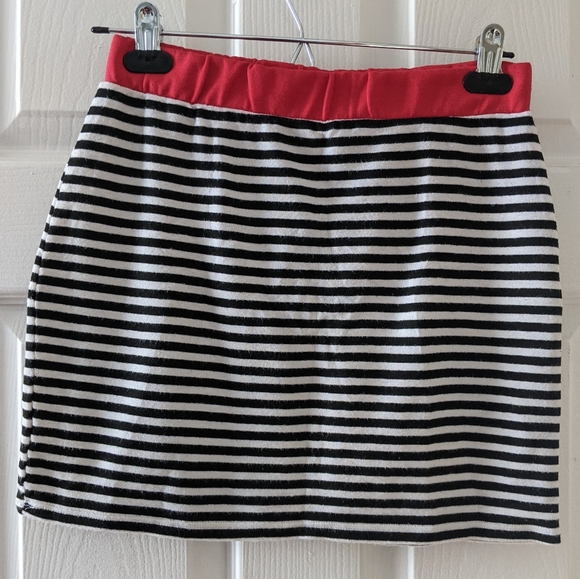 Chocolate Pinstripe Mini Skirt With Accent Bow - Picture 2 of 2